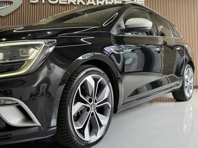 Renault Mégane Estate 1.6 TCe GT-Line EDC | Groot Navi | 18" | Camera | Led koplampen | Cruise contr...