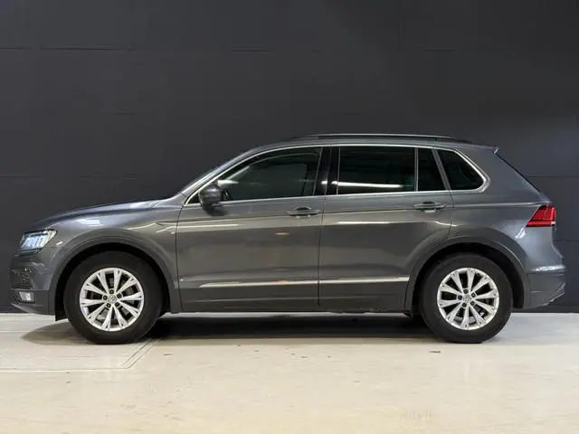 Volkswagen Tiguan 1.5 TSI ACT Comfortline | Apple Carplay | ACC | Trekaak | Draadloze lader