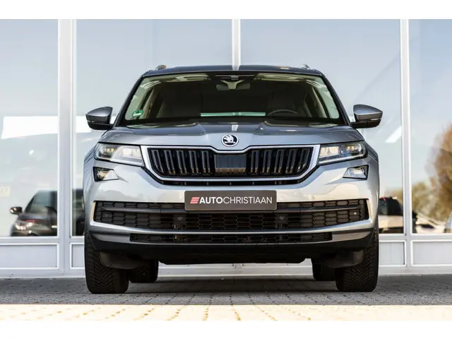 ŠKODA Kodiaq 1.5 TSI Business Edition | Pano | Camera | LED