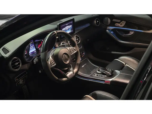 Mercedes-Benz C-klasse AMG 63 S | Panorama | Burmester | AMG Performance Seats