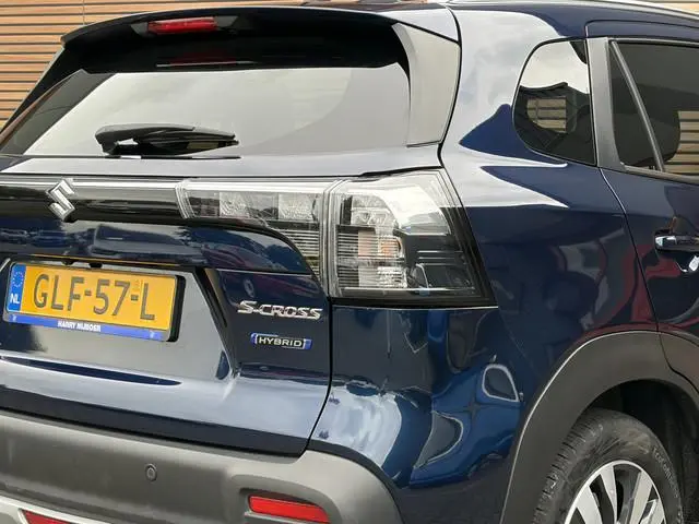 Suzuki S-Cross
