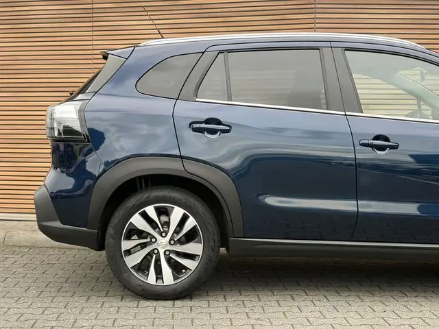 Suzuki S-Cross