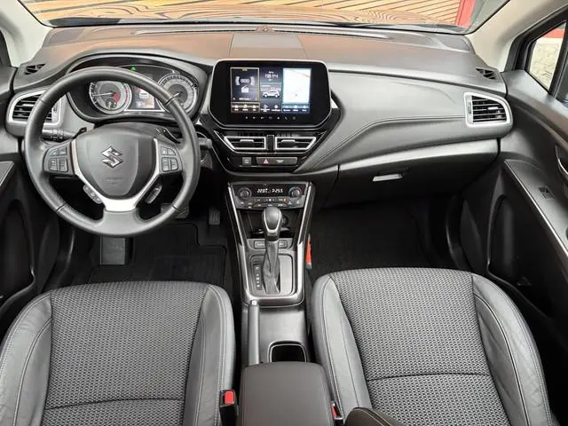 Suzuki S-Cross 1.5 Hybrid Style NL-Auto Navi / Trekhaak  / 360 Camera /  Adpt Cruise