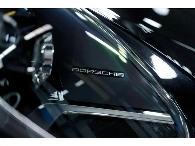 Porsche 911