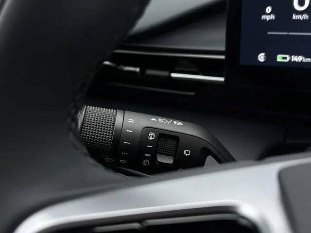 Geely E5