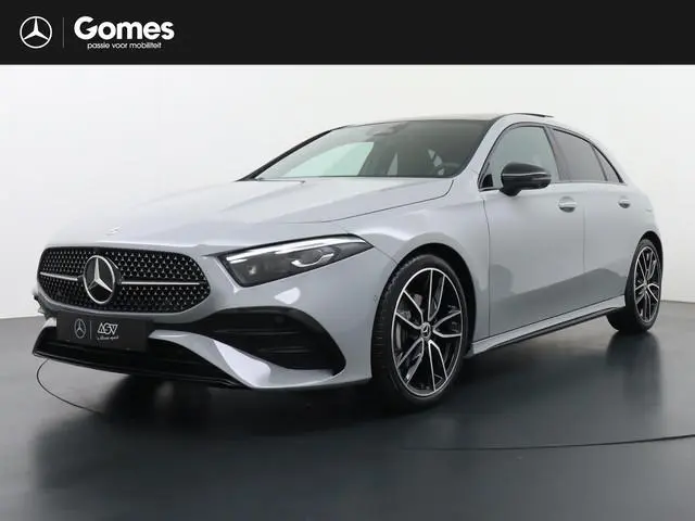 Mercedes-Benz A-Klasse 180 Business Solution AMG | Memorystoelen | Apple Carplay & Android Auto | Pa...
