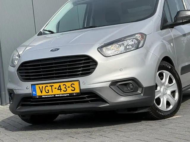 Ford Transit Courier