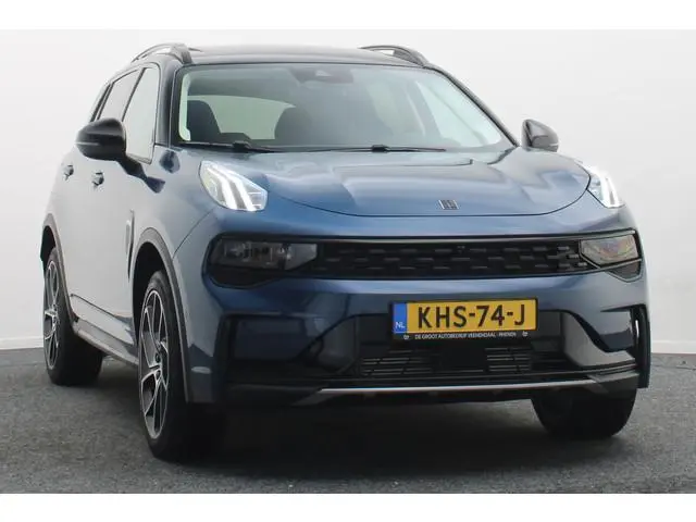 Lynk & Co 01