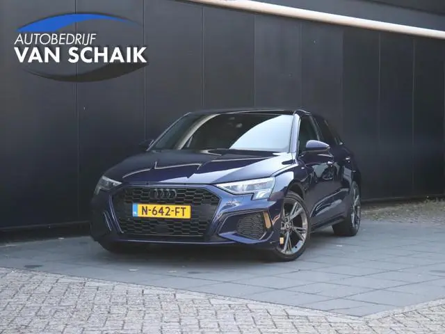 Audi A3 Sportback 30 TFSI S edition | PANO | CAMERA | NAVI | APPLE CARPLAY | CRUISE |