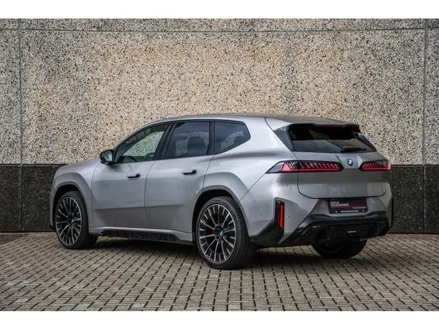 BMW iX3 50 xDrive 113 kWh