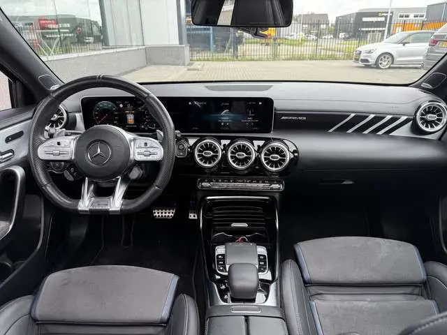 Mercedes-Benz A-klasse AMG 35 4MATIC Edition 1 Premium Plus | Burmester | Pano | 360 Camera