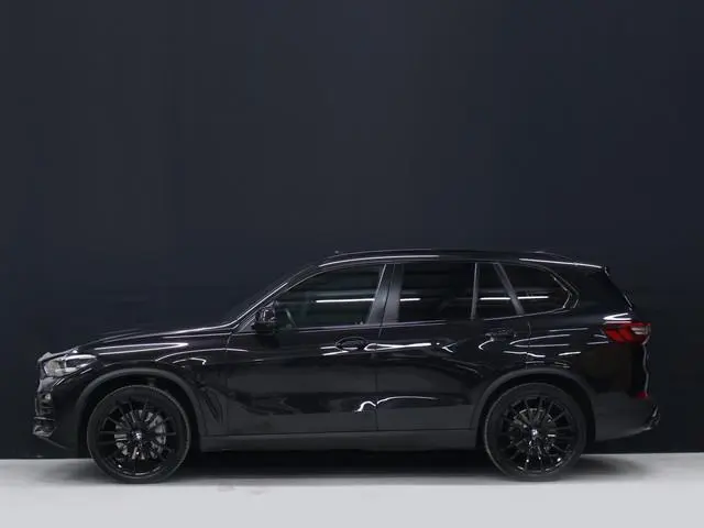 BMW X5 xDrive45e High Executive [ASSISTED DRIVING, SCHUIFKANTELDAK, LUCHTVERING, DIGITAL DASH, HEAD...
