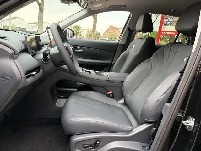 Geely Starray EM-i