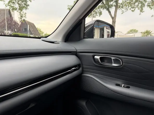 Geely Starray EM-i