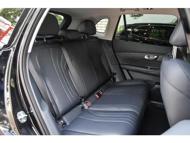 Geely Starray EM-i