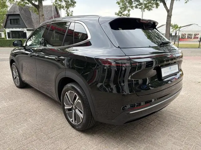 Geely Starray EM-i