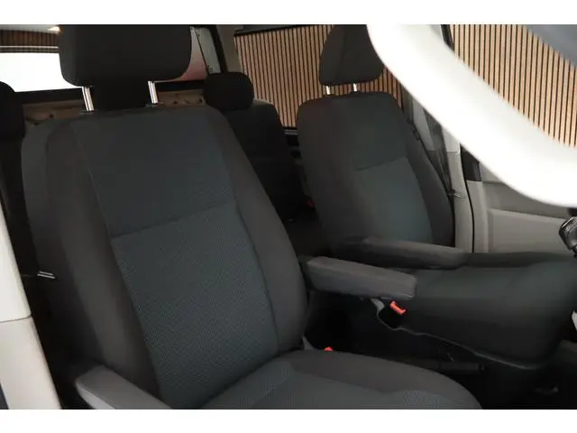 Volkswagen Transporter 2.0 TDI 150pk H6 DC L1H1 Highline MARGE ! LED Parkeersensoren ACC Navigatie