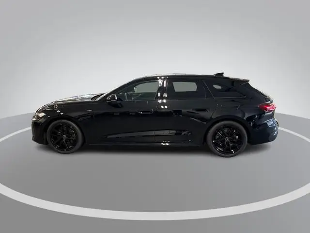 Audi A5 Avant 2.0 e-hybrid Quattro 299pk S-Tronic S Edition  · 360 Camera · Inklap. Trekhaak · Bijri...