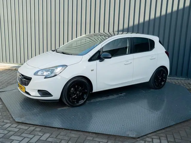 Opel Corsa 1.4 Edition | Apple Carplay/ Android Auto | Parkeersensoren | Navi | Prijs Rijklaar!!