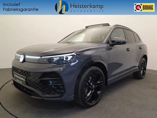 Volkswagen Tiguan 1.5 eHybrid 272pk DSG/AUT R-Line Wegklapbare trekhaak, Panoramadak, Harman/Kardon,...