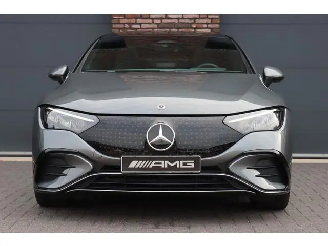 Mercedes-Benz EQE