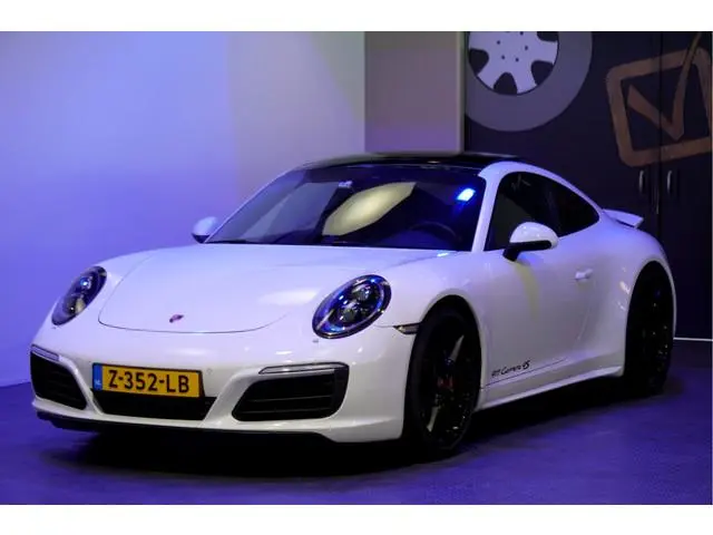 Porsche 911