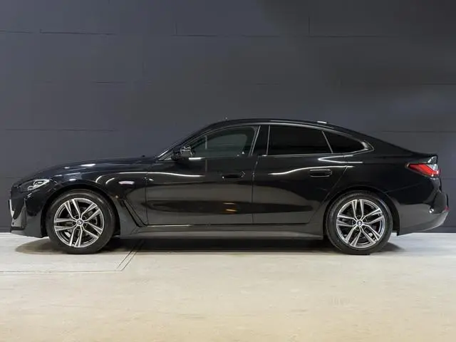BMW 4-serie Gran Coupé | Model 2022 | Schuifdak | LED | Apple Carplay | Camera 420i