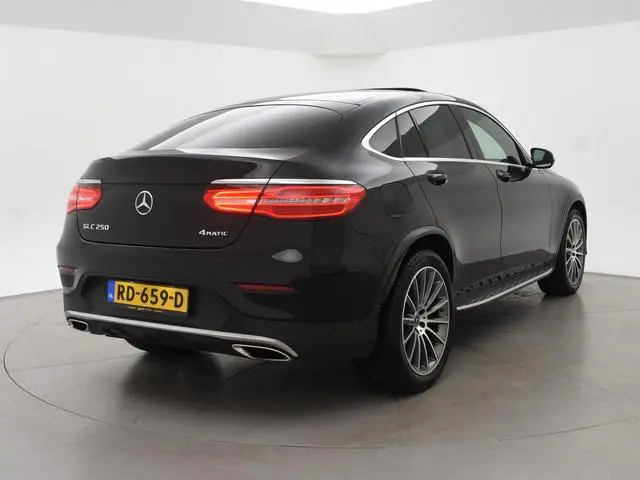 Mercedes-Benz GLC-klasse Coupé 250 4MATIC PREMIUM AMG SPORT + SCHUIFDAK | 360 CAMERA | STOELVERW. |...