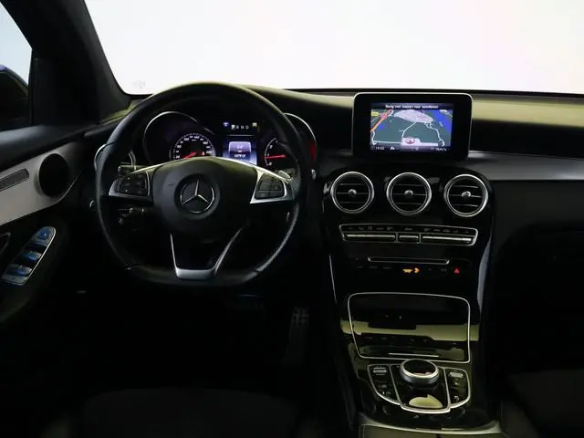 Mercedes-Benz GLC-klasse Coupé 250 4MATIC PREMIUM AMG SPORT + SCHUIFDAK | 360 CAMERA | STOELVERW. |...
