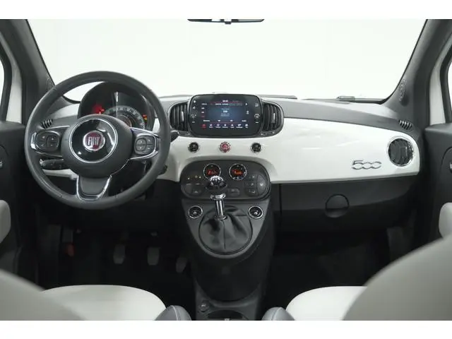 Fiat 500 1.0 Hybrid Dolcevita | Panoramadak | Climate Control | Apple Carplay | Parkeersensoren