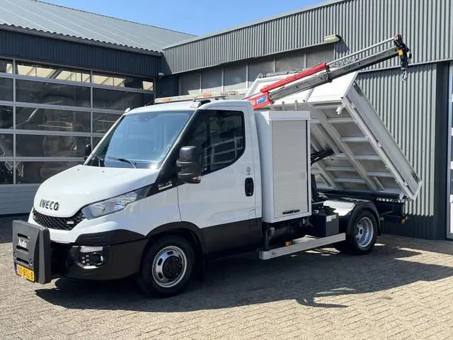 Iveco Daily 50C17 Maxilift 150 Laadkraan 3 zijden Kipper 3-Persoons Open laadbak Pick-up PTO Airco N...