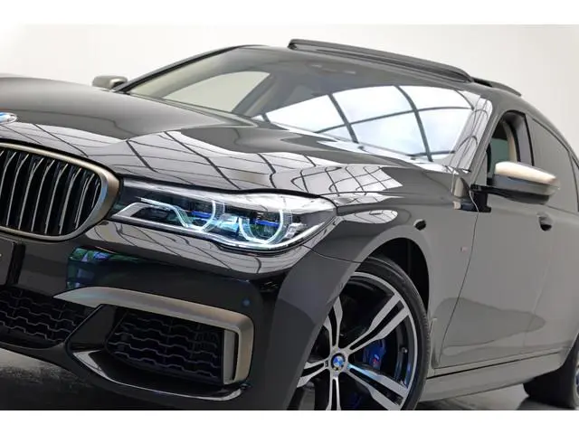 BMW 7-serie M760Li xDrive High Executive |Massage|Bowers&Wilkins|HUD|VOLL|