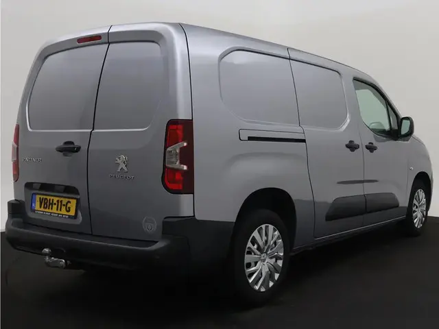 Peugeot Partner 1.5 BlueHDI Premium Long | PDC | Trekhaak | Navi | Airco |  07-2019 45.872 KM