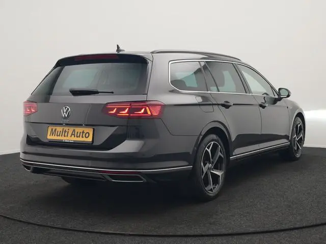 Volkswagen Passat Variant 1.4 TSI GTE Business PHEV 218pk Dealer O.H. | Trekhaak Af Fabriek | Adapti...