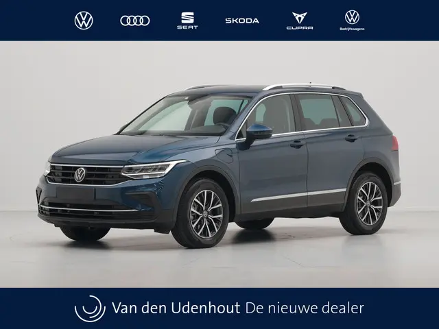 Volkswagen Tiguan 1.4 TSI eHybrid 245pk PHEV Life Navigatie Clima Pdc Acc Side Assist 155