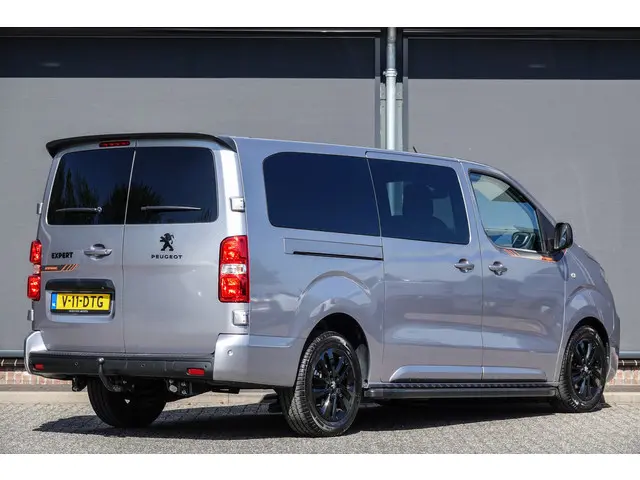 Peugeot Expert 2.0 BlueHDI 177Pk Aut. | Dubbele Cabine | Dynamic | 360° Camera | Leder | Trekhaak |...
