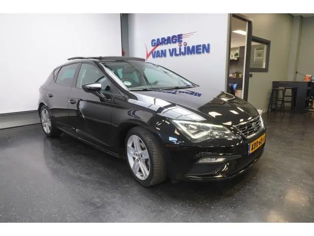Seat Leon 1.5TSI FR ACT DSG-7 Pano Dak LED
