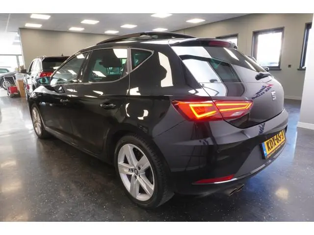 Seat Leon 1.5TSI FR ACT DSG-7 Pano Dak LED