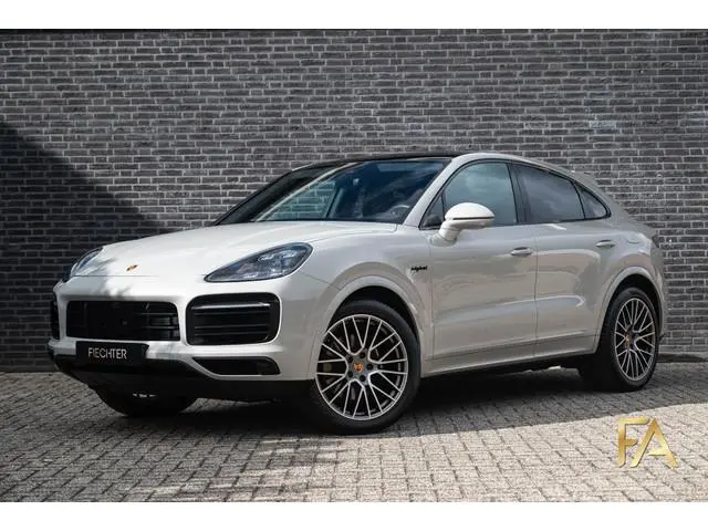 Porsche Cayenne Coupé 3.0 E-Hybrid