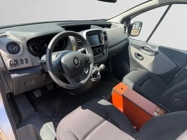Renault Trafic 1.6 dCi T29 L2H1 Dubbele Cabine Comfort- Euro 6, Navigatie, Park Assist, Dealer Onder...
