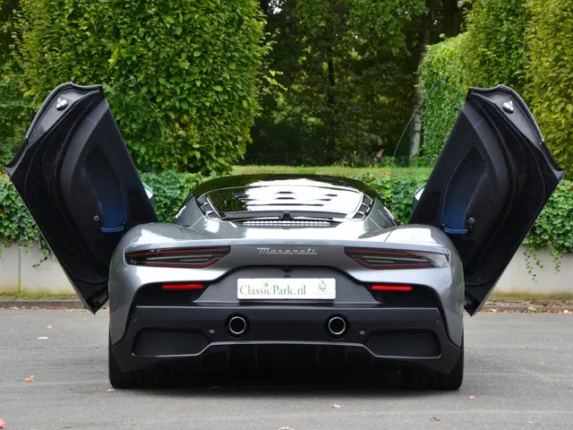 Maserati MC20
