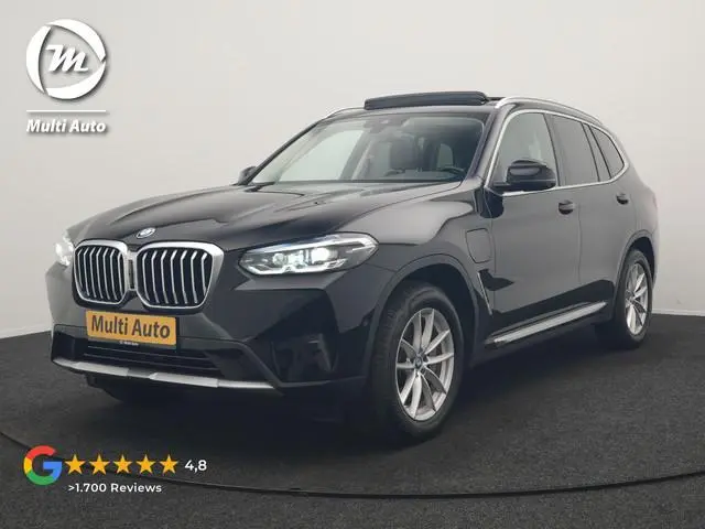 BMW X3 xDrive30e Advantage FACELIFT PHEV 293pk Dealer O.H. | Trekhaak Af Fabriek | Panodak | 360 Cam...
