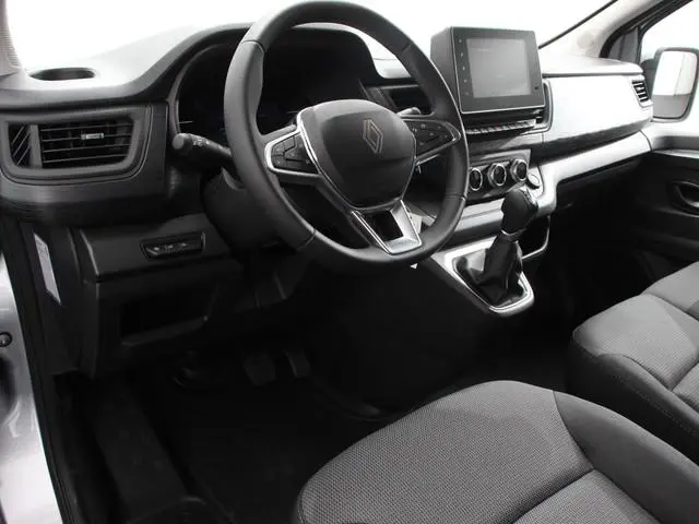 Renault Trafic 2.0 Blue dCi 150 Automaat T30 L2H1 Advance Navigatie Airco Lichtmetalen velgen Betimm...