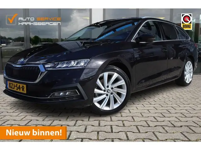 ŠKODA Octavia Combi 1.4 TSI iV PHEV Business Edition | Camera | Memory | 18 Inch |