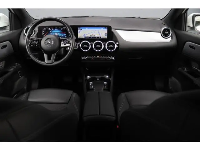 Mercedes-Benz GLA-klasse 250 e Luxury Line | Augmented Reality | Stoelverwarming | Widescreen | Zitc...