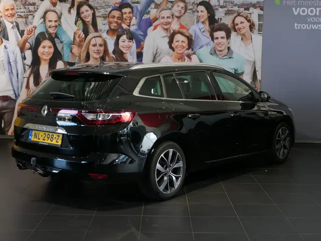 Renault Mégane Estate 1.2 TCe Bose - Allseasons - Trekhaak - Stoelmassage - Cruise - Sensor Achter