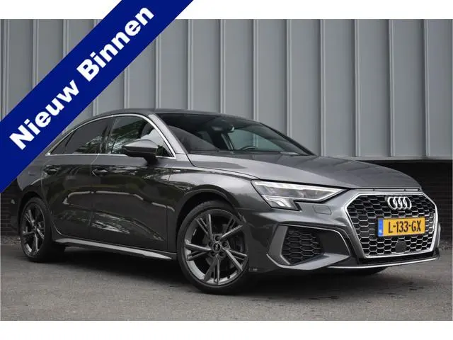 Audi A3 Limousine 35 TFSI S-Line | Carplay | Navi | Virtual Cockpit | 18"LMV