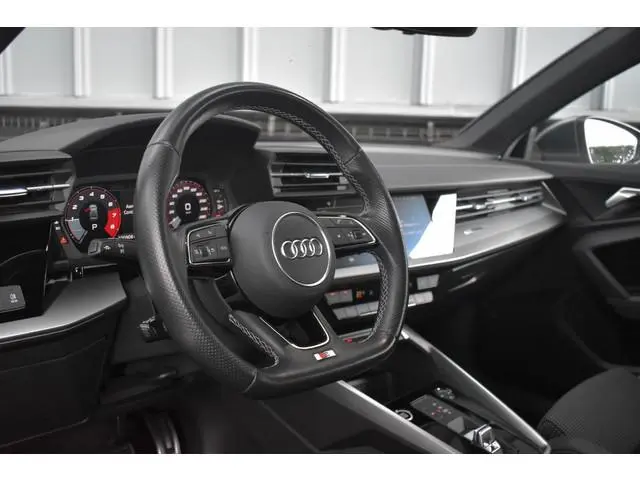Audi A3 Limousine 35 TFSI S-Line | Carplay | Navi | Virtual Cockpit | 18"LMV
