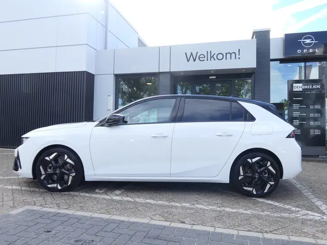 Opel Astra 1.6 Turbo 225pk Hybrid GSe | Sportchassis | LED Matrix | HUD | Black Pack