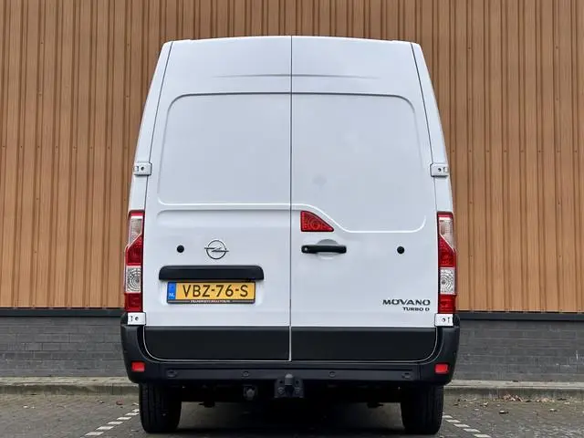 Opel Movano